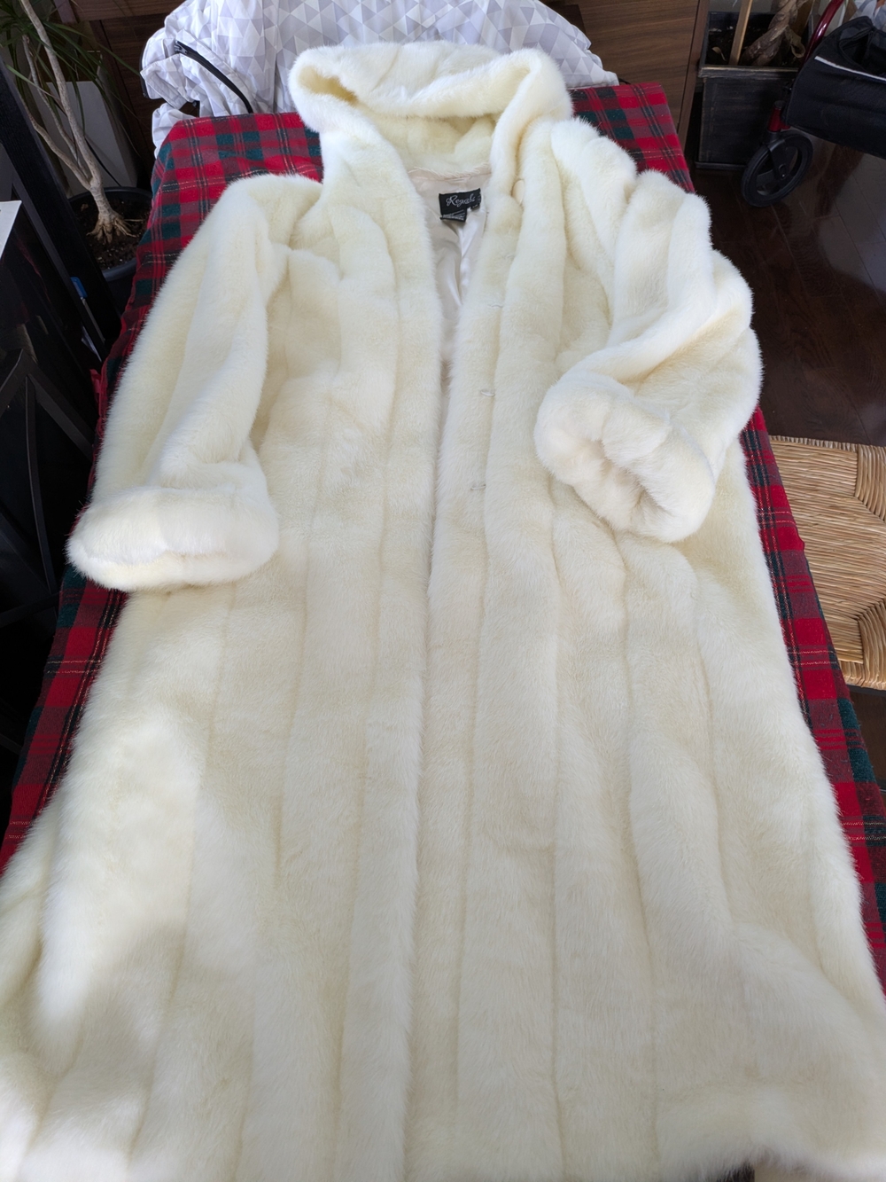 Faux Fur Hooded Coat in Cream